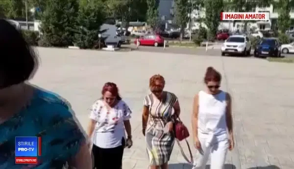 Reacția Olguței Vasilescu, atunci când un protestatar o întreabă de banii pentru pensii și salarii. VIDEO