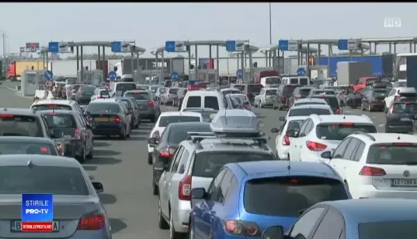 Aglomerație de nedescris la ieșirile din România. Ce recomandă poliția