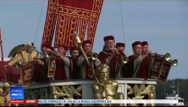 Paradă impresionantă în Veneția. A început Festivalul Regata Storica