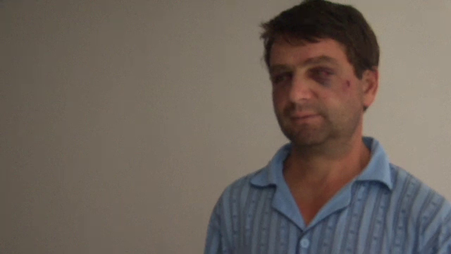 Gorjean trezit de rudele nevestei, care veniseră să îl bată. "Respectivul a luat 2 ţigle şi m-a lovit de am rămas ţeapăn"