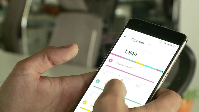 Statul promite că taxele vor putea fi plătite prin Internet banking. Când se va petrece "minunea"