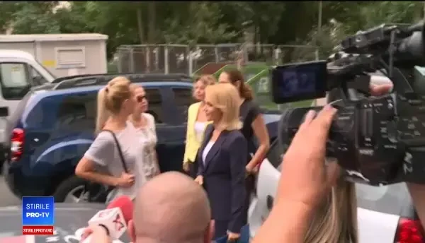 Gabriela Firea este audiată la Parchetul General, în dosarul violenţelor din 10 august