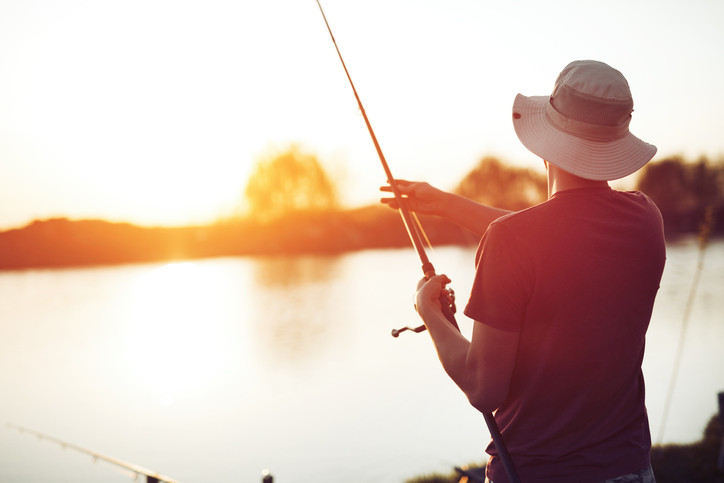 Un vrâncean a ajuns în comă după ce s-a dus la pescuit drogat şi băut