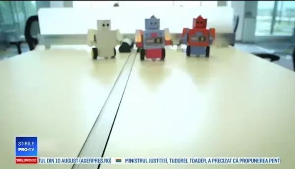 Un start-up din Dubai vinde kit-uri pentru copii, prin care pot construi roboți din ... cutii