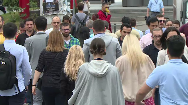 Record de plecări din ţară după OUG 13. “Să fiu al naibii dacă le plătesc taxe amnistiaţilor”