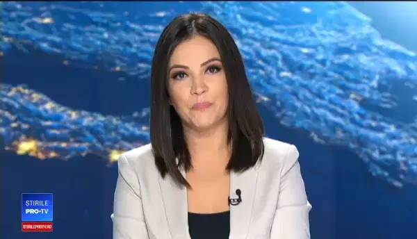 Un pui de urs a rămas captiv într-un container, în Băile Tușnad. Reacția ursoaicei