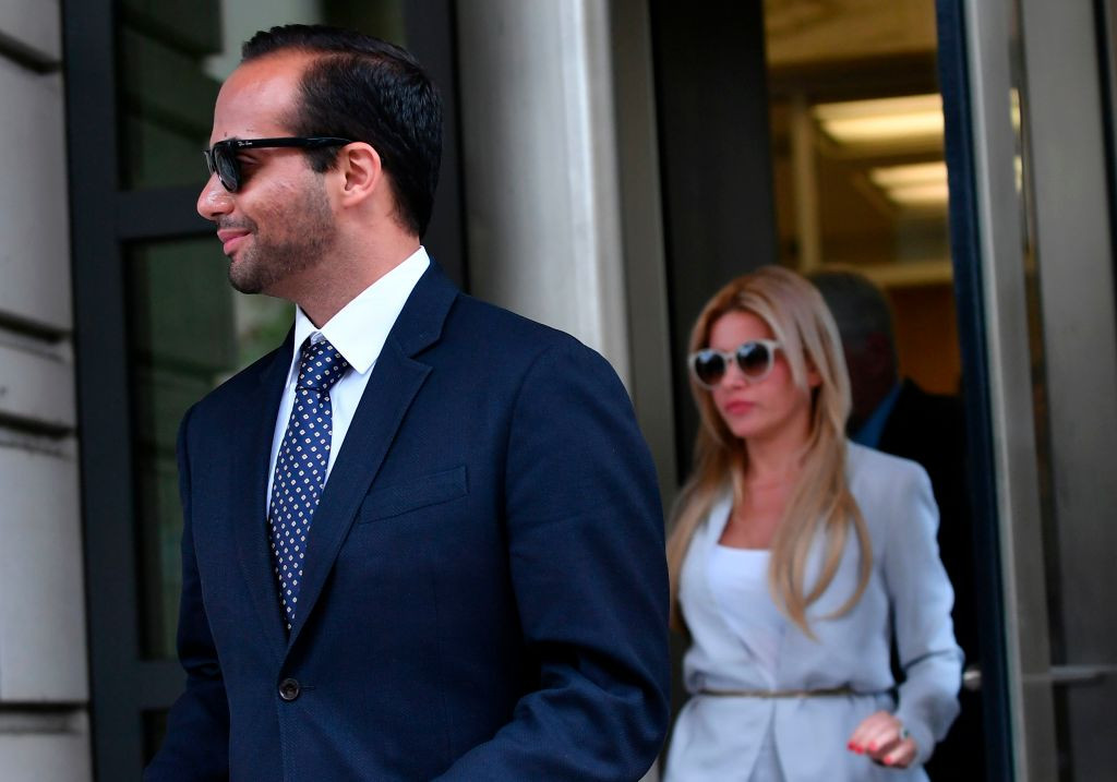 Un fost consilier al lui Donald Trump, condamnat la închisoare pentru că a minţit FBI