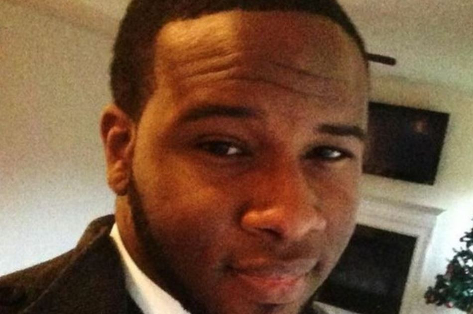 Caz halucinant. Tânăr ucis în propria casă de o polițistă care a încurcat apartamentele