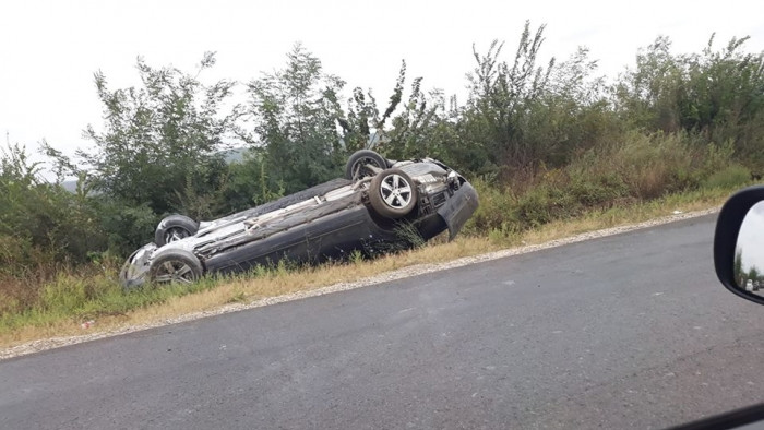 Preşedintele Moldovei s-ar fi rănit la coloană în accidentul de duminică. Ce a păţit mama lui