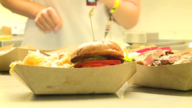Burgerii, vedete la București. 120.000 de persoane au participat la festival