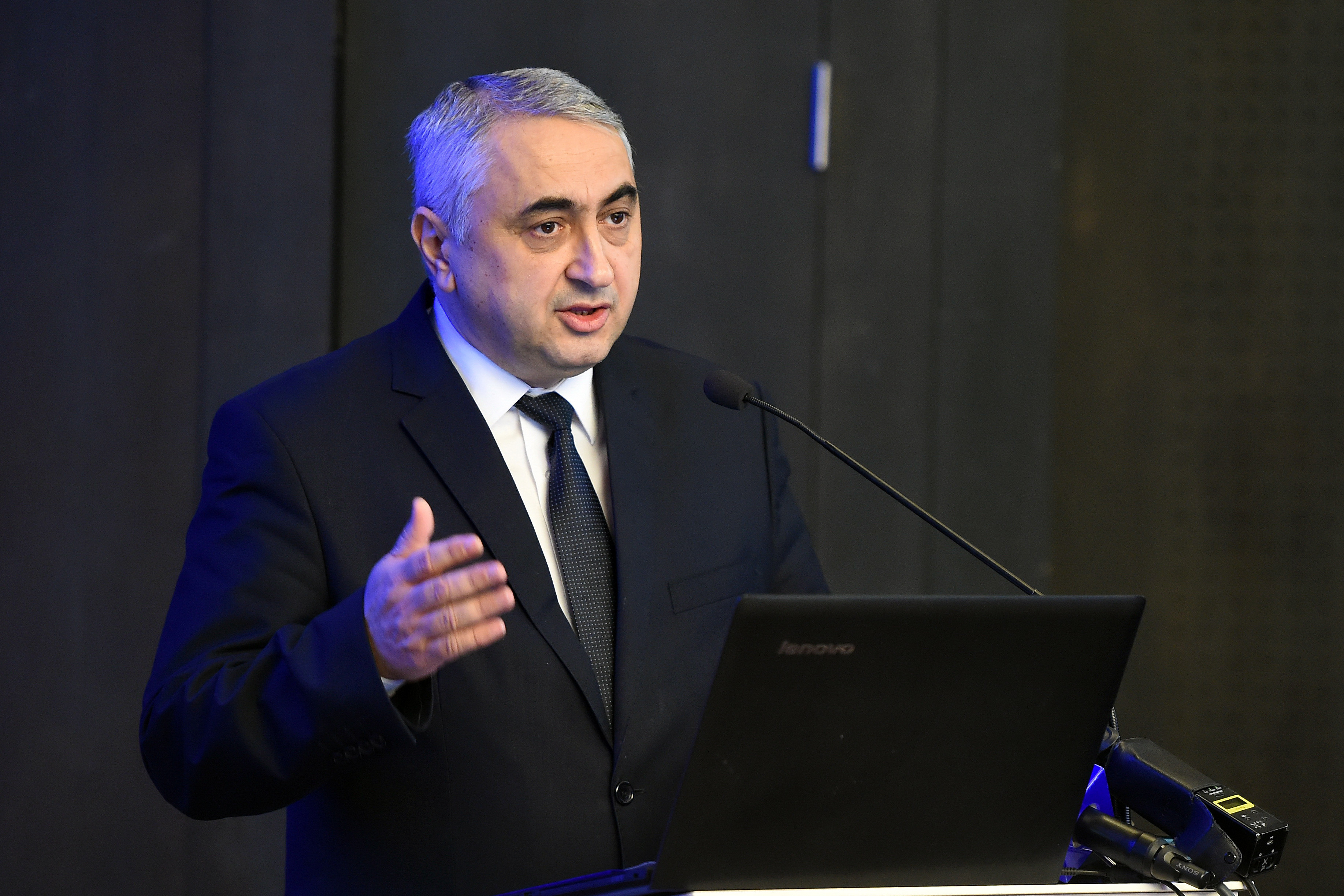 Ministrul Educaţiei a demisionat după o discuţie cu Liviu Dragnea. Demisia, înregistrată la Guvern