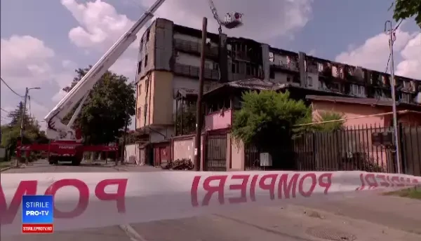 Replica dezvoltatorului blocului care a ars. De ce susţine că nu are nicio vină