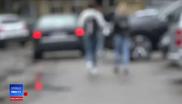 Caz șocant în Botoșani. O elevă de 15 ani nu mai vorbește după ce profesorul de sport ar fi violat-o