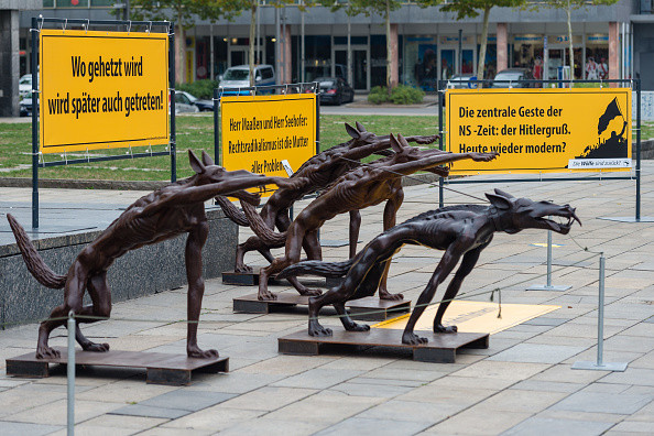 statui lupi germania - 5