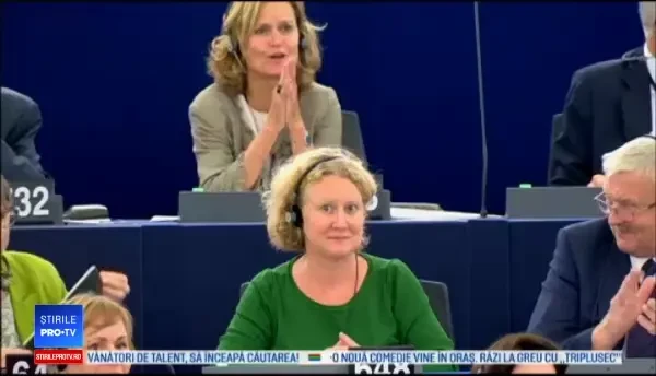 Manifestație pentru susținerea UE la Budapesta, după votul din Parlamentul European