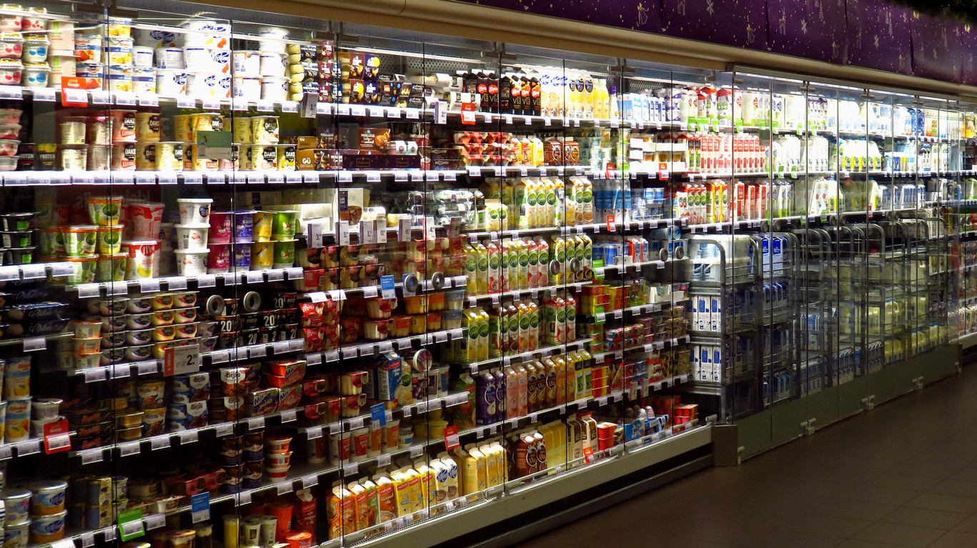 Descoperirea făcută de înspectorii ANSVSA pe rafturile unui mare magazin din România