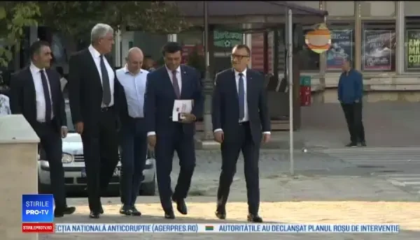 Cine i-ar putea lua locul lui Dragnea în fruntea PSD. Stănescu şi Bădălău conduc revolta din partid