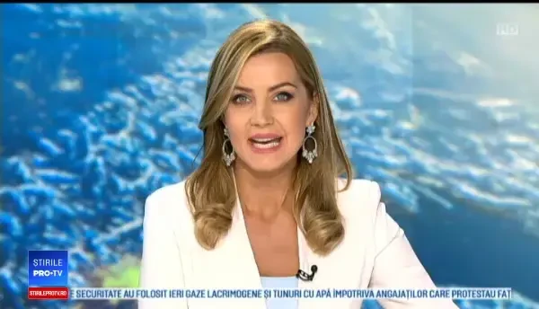 Sute de capre de munte, mutate cu elicopterul după ce au invadat un parc național