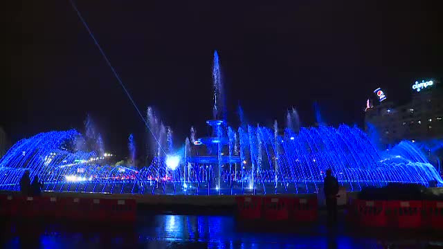 Renovarea fântânilor arteziene din centrul Bucureștiului a ajuns la final. Cum arată acum