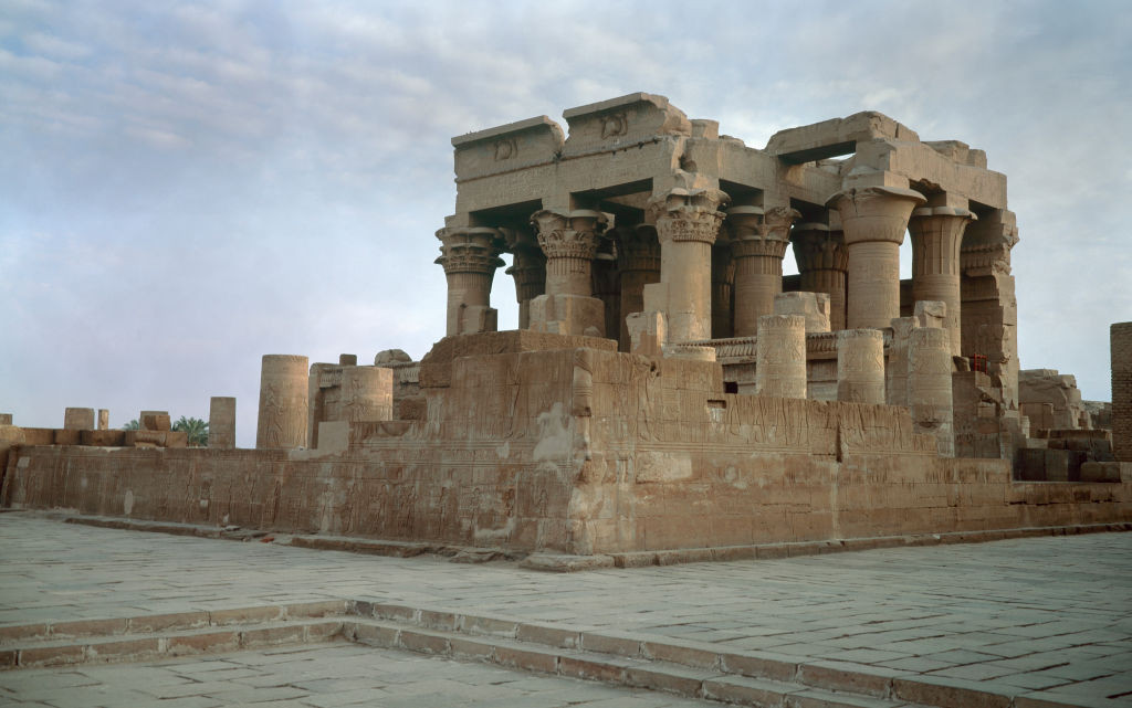 Descoperirea arheologilor egipteni în timp ce drenau apa dintr-un templu. FOTO