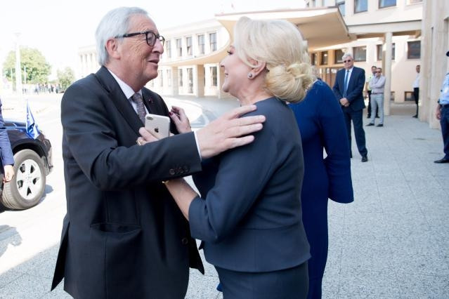 După incidentul cu Juncker, premierul Viorica Dăncilă a solicitat 3 rapoarte de control