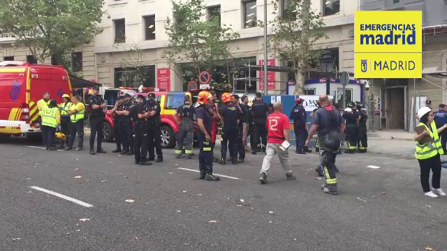 Alertă la un hotel vechi de 110 ani. Un muncitor a murit, 11 au fost răniți