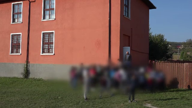 Greșeli în lanț au dus la explozia de la școala din Mureș. Viceprimarul dă vina pe copii