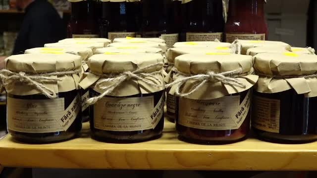 În România se vinde dulceaţă de măceşe româneşti, fabricată în țări străine