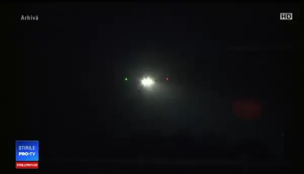 În ce stare este românul cu simptome de febră tifoidă din cauza căruia un avion a fost izolat la sol