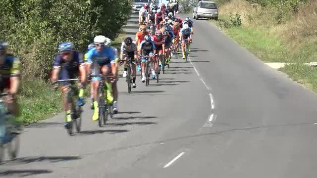 Peste 100 de bicicliști români și străini participă la ”Mica Buclă”, un traseu de 700 de km