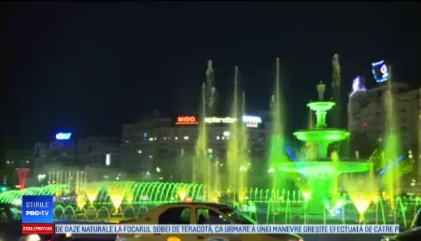 Fântânile din Piața Unirii, din Capitală, redeschise joi seară. Spectacolul pregătit