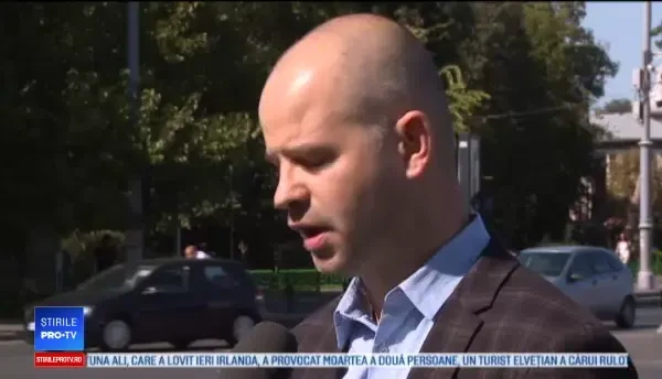 Noua metodă prin care românii sunt păcăliți la telefon: „Era un ton foarte autoritar, să te facă să suni”