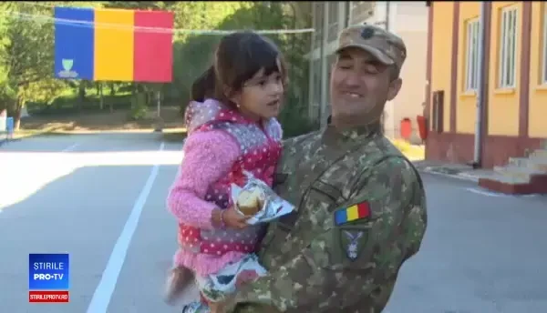 450 de militari s-au întors din Afganistan. Klemm, prezent la ceremonia în cinstea lor