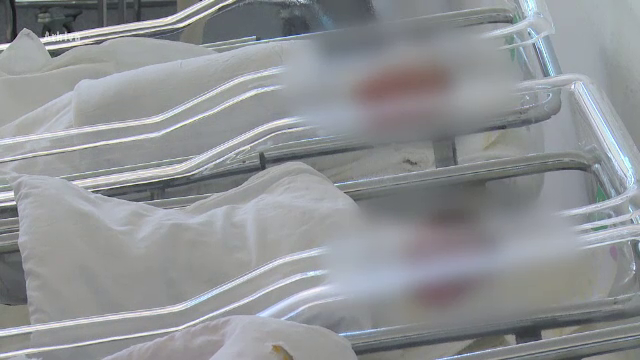 Doi bebeluşi au contractat o bacterie periculoasă chiar în spital, în Baia Mare