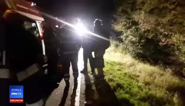 Un microbuz cu opt pasageri s-a răsturnat în Teleorman. Patru persoane au fost rănite