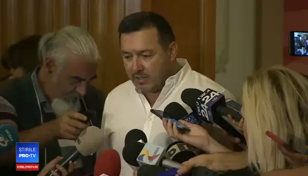 Cătălin Rădulescu, atac dur la adresa lui Negoiță: „Este un nimeni. Să spună câți procurori DNA mănâncă la el la hotel”