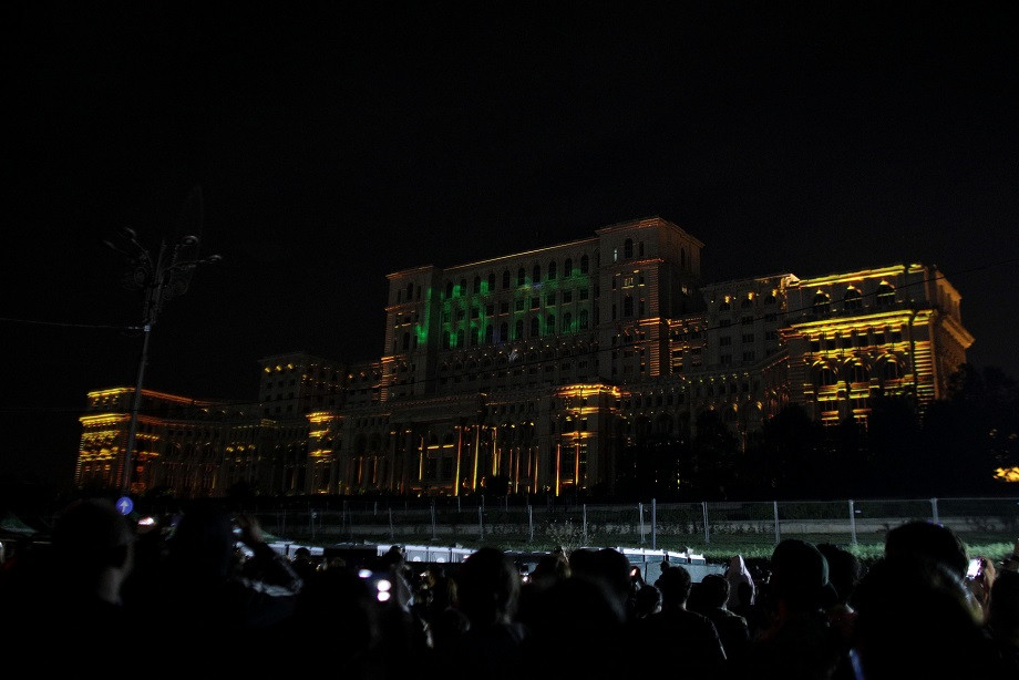 Mesaj anti-PSD pe Casa Poporului, la festivalul iMapp