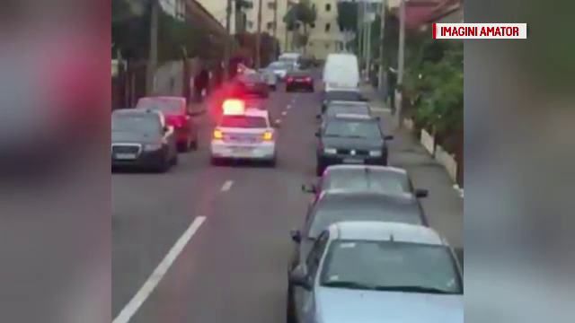 Ce a făcut un șofer după ce polițiștii i-au cerut să sufle în etilotest, în Brașov