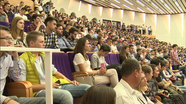 Politehnica a dat startul anului academic. Cuvântul inventat folosit de Ministrul Educaţiei
