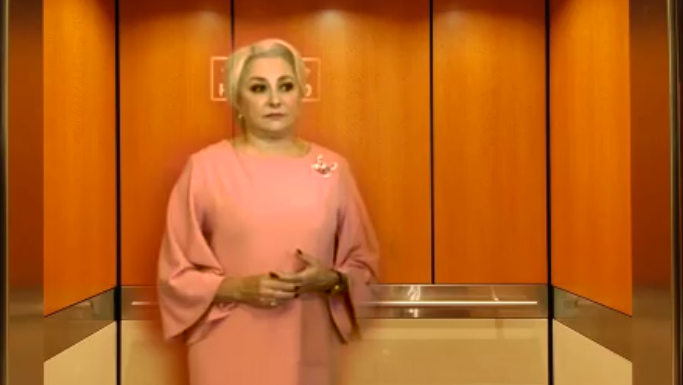 Dăncilă, ironizată de internauți după ce Dragnea nu a lăsat-o să vorbească. VIDEO
