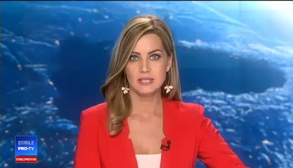 Liliacul a înflorit în curtea unei femei din Argeș, la câțiva km de zona în care a căzut prima ninsoare