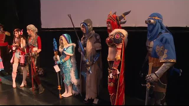Super-eroi, monştri și alte personaje s-au întâlnit în Rusia, la un eveniment de cosplay