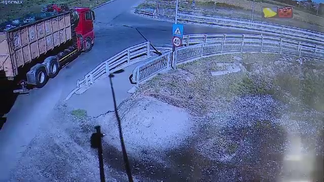 400 de tone de cupru, în valoare de două milioane de euro, recuperate de poliţişti. Cum i-au prins pe hoţi