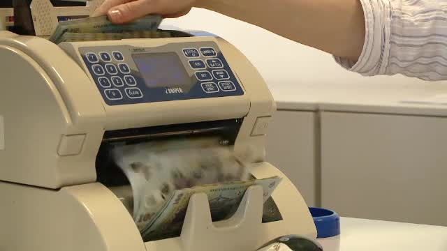 Premierul anunţă creşterea de 5 ori a indemnizaţiilor pentru invalizi, veterani şi văduve de război