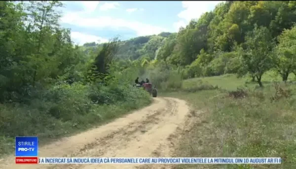 Bărbat prins sub tractor, la cules de mere. A fost strivit ca într-o menghină