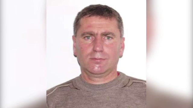 Un asistent de pe ambulanță, dat dispărut. Mașina sa a fost găsită în flăcări