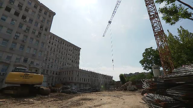 ”Viaţa atârnă de un fir de păr”. Cum poți ajuta la construcția primului spital de oncologie pediatrică