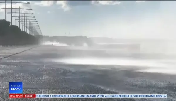 Un ciclon devastator ar putea lovi Grecia în week-end. Avertizare MAE pentru români