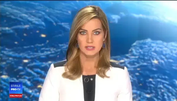 Incendiu violent la o fabrică de mobilă din Vâlcea