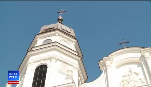 Restricții la coletele și mâncarea cu carne de porc din cauza pestei. Anunțul autorităților